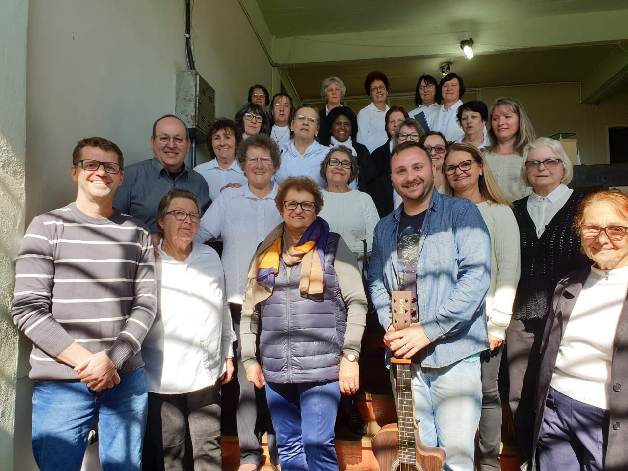 Ir para  <p>&nbsp;</p>

<p><big>Amanh&atilde;, dia 11 de agosto, &eacute; comemorado o Dia dos Pais. Muito al&eacute;m da comemora&ccedil;&atilde;o comercial da data, o Coral Saber Viver de Gaurama fez...